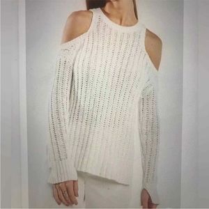 BCBGMaxAzria  TRESSA cold shoulder sweater in Gardenia